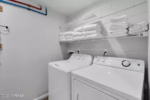 27 Arnold Ave, Point Pleasant Beach, NJ 08742 - Photo 9