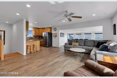 27 Arnold Avenue, Point Pleasant Beach, NJ 08742 - Photo 11
