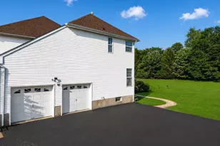 14 Jamesworthy Ct, Marlboro Township, NJ 07746 - Photo 5