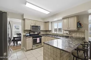 43 Concord Cir, Howell Township, NJ 07731 - Photo 19