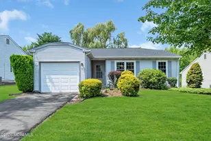5 Lakeview Dr, Marlboro Township, NJ 07746 - Photo 1