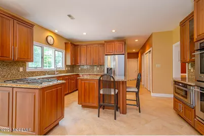 335 Timber Hill Drive, Morganville, NJ 07751 - Photo 15