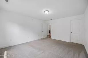 16 Emily Ct, Hazlet Township, NJ 07730 - Photo 25