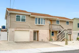 112 E Potomac Dr, Little Egg Harbor, NJ 08087 - Photo 1