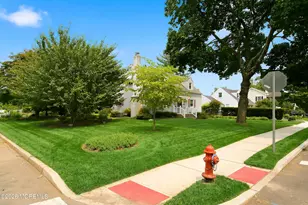 115 White St, Shrewsbury, NJ 07702 - Photo 35