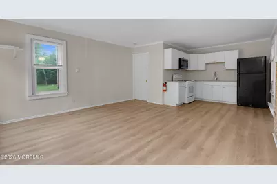 302 Schoolhouse Road #Unit B, Monroe Township, NJ 08831 - Photo 7