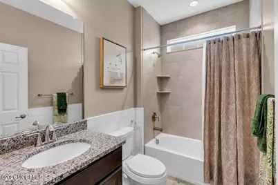 7 Festival Court, Howell Township, NJ 07731 - Photo 5