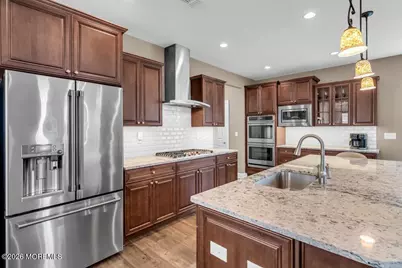 7 Festival Court, Howell Township, NJ 07731 - Photo 9