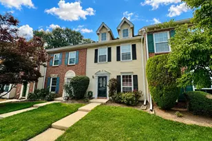 207 Lindsey Ct, Franklin Township, NJ 08823 - Photo 13