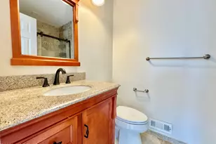 207 Lindsey Ct, Franklin Township, NJ 08823 - Photo 11