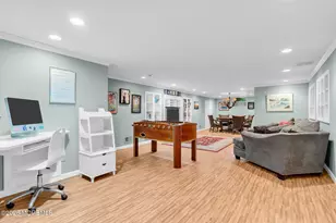 242 Williamsburg Dr, Shrewsbury, NJ 07702 - Photo 55