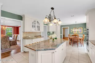 242 Williamsburg Dr, Shrewsbury, NJ 07702 - Photo 27