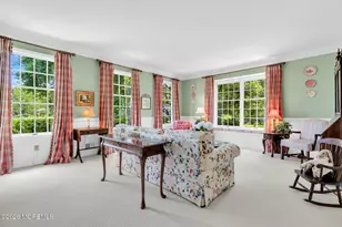 242 Williamsburg Dr, Shrewsbury, NJ 07702 - Photo 31