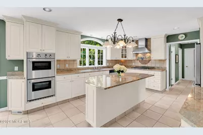 242 Williamsburg Drive, Shrewsbury, NJ 07702 - Photo 23