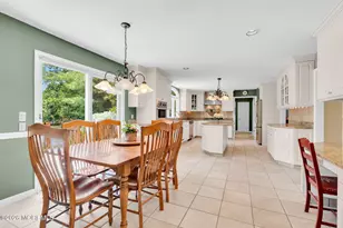 242 Williamsburg Dr, Shrewsbury, NJ 07702 - Photo 29