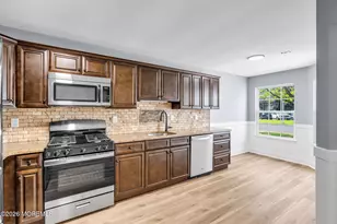 3303 Pepperbush Ct, Toms River Township, NJ 08755 - Photo 5