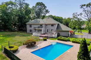 16 Wood Hollow Dr, Holmdel, NJ 07733 - Photo 55