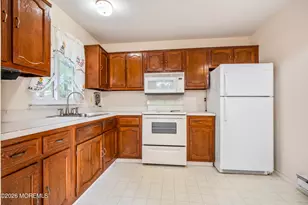 2 Mayflower Pl, Whiting, NJ 08759 - Photo 11