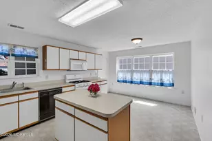 2 Taylor Ln, Jackson, NJ 08527 - Photo 9