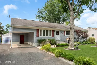 109 Redwood Place E, Brick, NJ 08724 - Photo 3