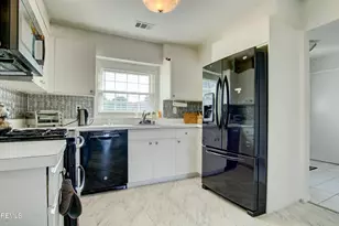 187 Kentucky Way, Freehold, NJ 07728 - Photo 3