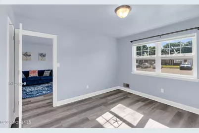 140 Skyline Drive, Brick, NJ 08724 - Photo 9