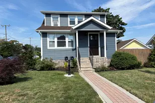 154 8th St, Belford, NJ 07718 - Photo 21