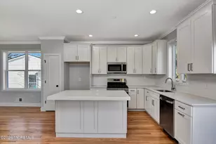 910 Malden Dr, Aberdeen Township, NJ 07735 - Photo 17