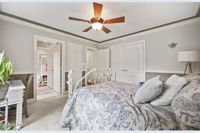 4 Breckenridge Court, Freehold, NJ 07728 - Photo 17