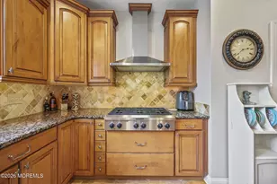 4 Breckenridge Ct, Freehold, NJ 07728 - Photo 27