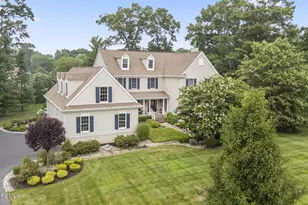 4 Breckenridge Ct, Freehold, NJ 07728 - Photo 5