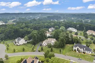 4 Breckenridge Ct, Freehold, NJ 07728 - Photo 83