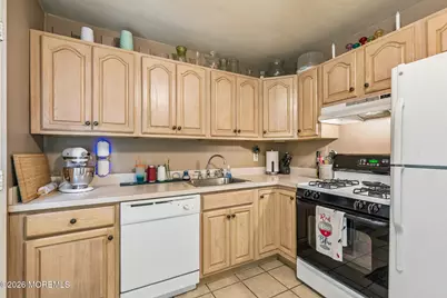 8 Juniper Lane #A, Eatontown, NJ 07724 - Photo 7