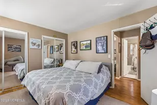 8 Juniper Ln, Eatontown, NJ 07724 - Photo 11