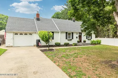 203 Florence Place, Middletown, NJ 07748 - Photo 5