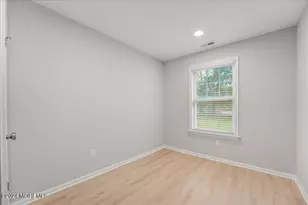 785 Banyan Ct, Marlboro Township, NJ 07746 - Photo 9