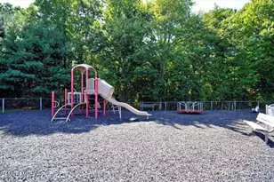 785 Banyan Ct, Marlboro Township, NJ 07746 - Photo 15