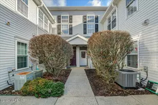 785 Banyan Ct, Marlboro Township, NJ 07746 - Photo 19