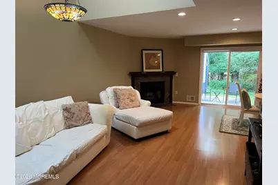 28 Spring Court, Tinton Falls, NJ 07724 - Photo 5