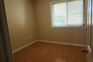 215 Clubhouse Dr, Middletown, NJ 07748 - Photo 13