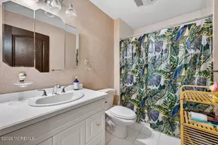 5 Grant Ct, Tinton Falls, NJ 07724 - Photo 33