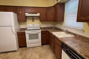 38 Constitution Blvd, Whiting, NJ 08759 - Photo 9