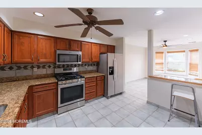 314 Towne Drive #10-4, Manalapan Township, NJ 07726 - Photo 3