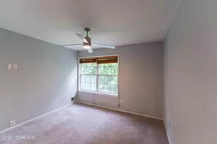 314 Towne Dr, Manalapan Township, NJ 07726 - Photo 17