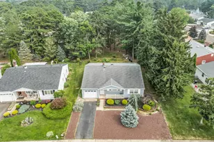 42 Sheepshead Dr, Toms River Township, NJ 08757 - Photo 1