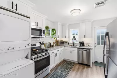 60 Illinois Avenue, Waretown, NJ 08758 - Photo 9