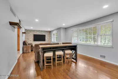 25 Nedshire Drive, Middletown, NJ 07748 - Photo 7