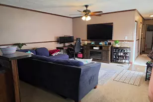 31 Henry Cir, Howell Township, NJ 07731 - Photo 3