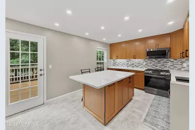 49 Abby Road, Farmingdale, NJ 07727 - Photo 17