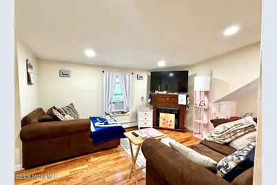 196 Milton Avenue #Apt 2, Cliffwood, NJ 07721 - Photo 3
